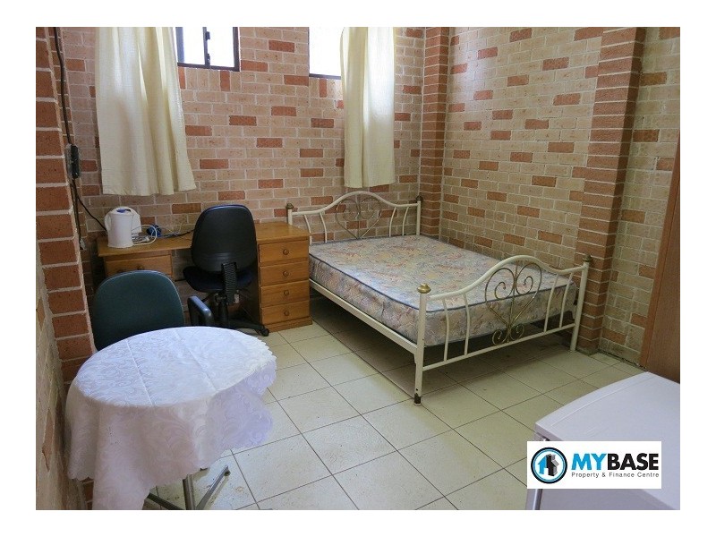 At Waterview Street, Carlton NSW 2218