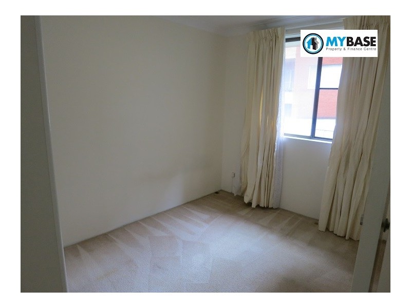 4 Alma Street, Hurstville NSW 2220