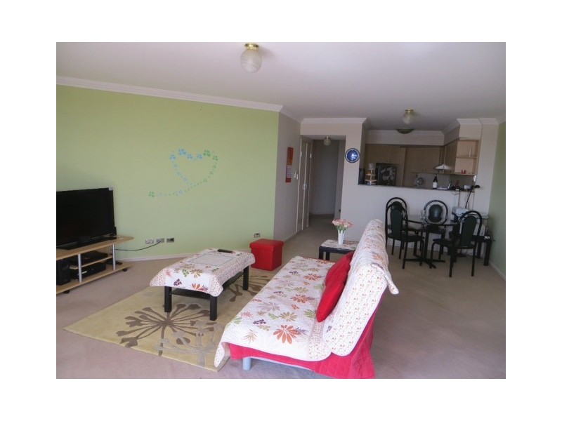 8 Wentworth Drive, Liberty Grove NSW 2138