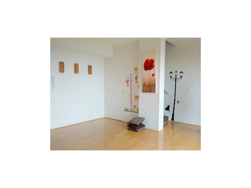 106 Queens Road, Hurstville NSW 2220