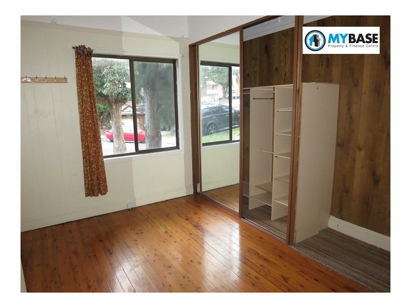 15 Hillcrest Avenue, Hurstville NSW 2220