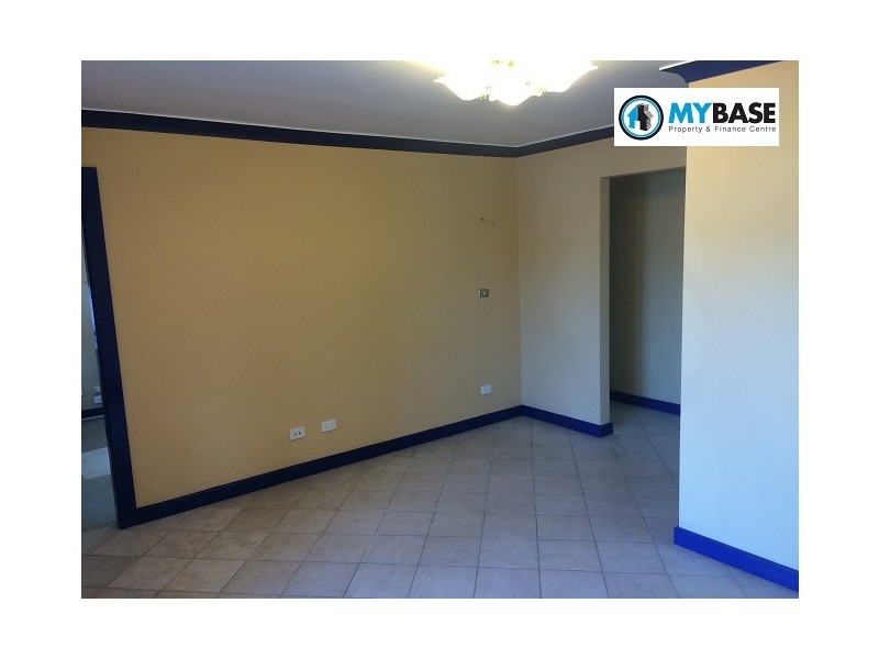 At Inala Avenue, Kyle Bay NSW 2221