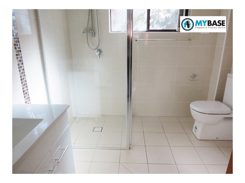 2/8 Hillcrest Avenue, Hurstville NSW 2220