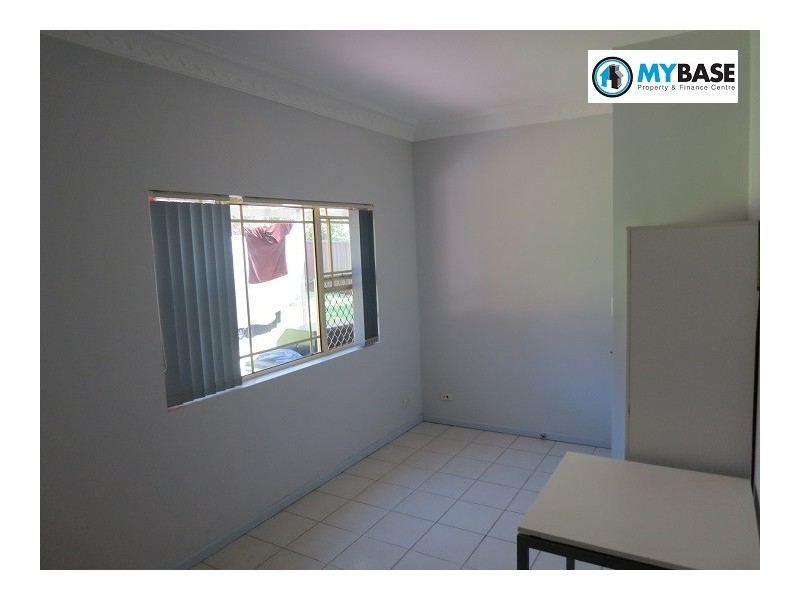 Room5/213 Woniora Road, Blakehurst NSW 2221