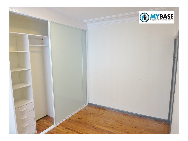 Room3/213 Woniora Road, Blakehurst NSW 2221