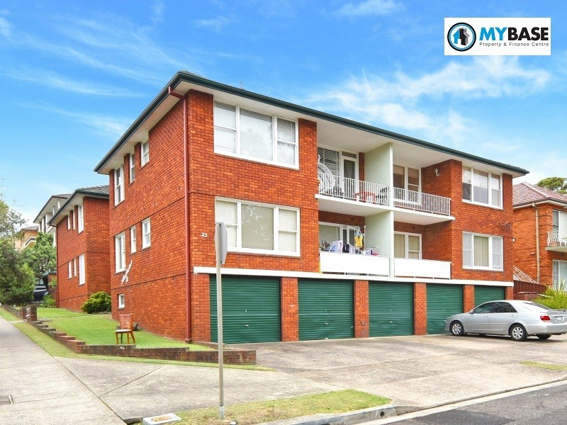 7/25 Hampton Court Road, Carlton NSW 2218