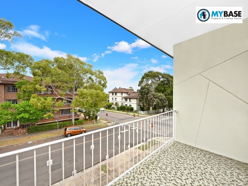 7/25 Hampton Court Road, Carlton NSW 2218
