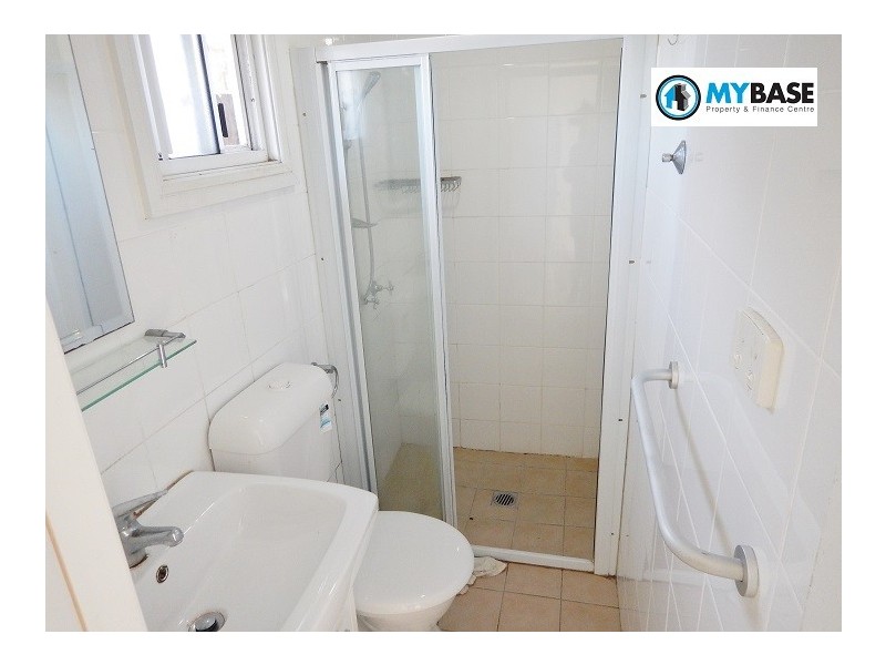 At Ellerslie Road, Bexley North NSW 2207