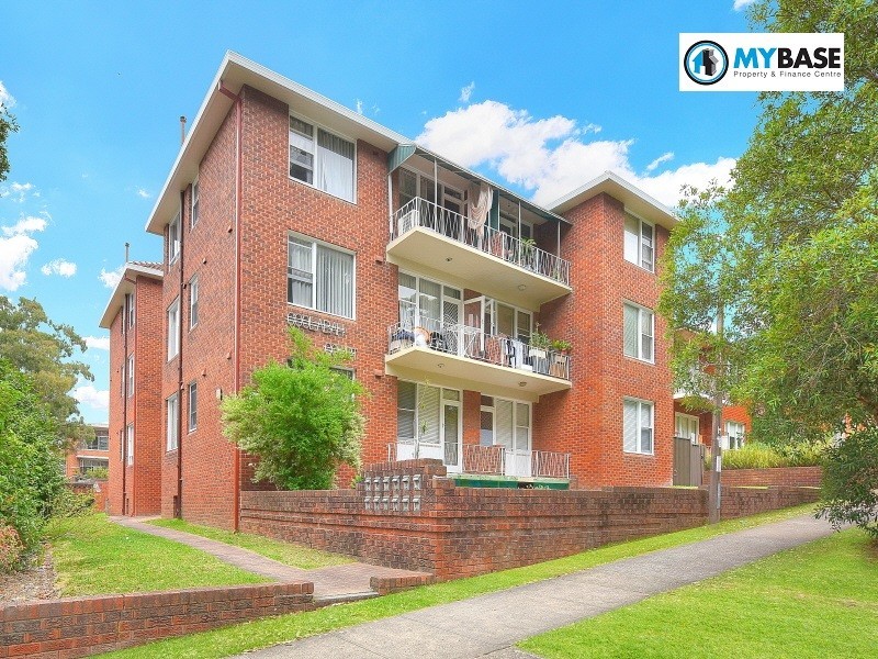 13 St. Georges Parade, Hurstville NSW 2220