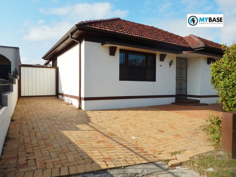 976AB Canterbury Road, Roselands NSW 2196