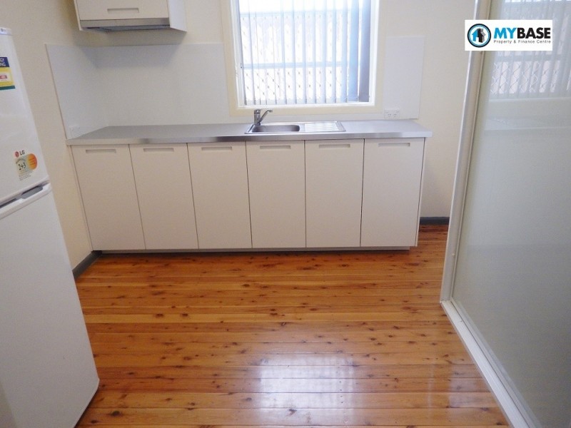 Room 1/213 Woniora Road, Blakehurst NSW 2221