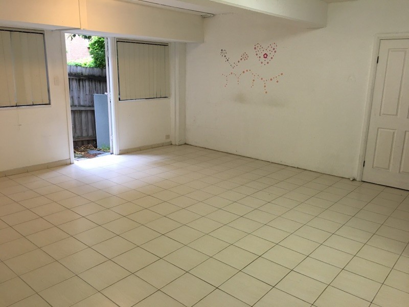 Flat2 / 6A Vine Street, Hurstville NSW 2220