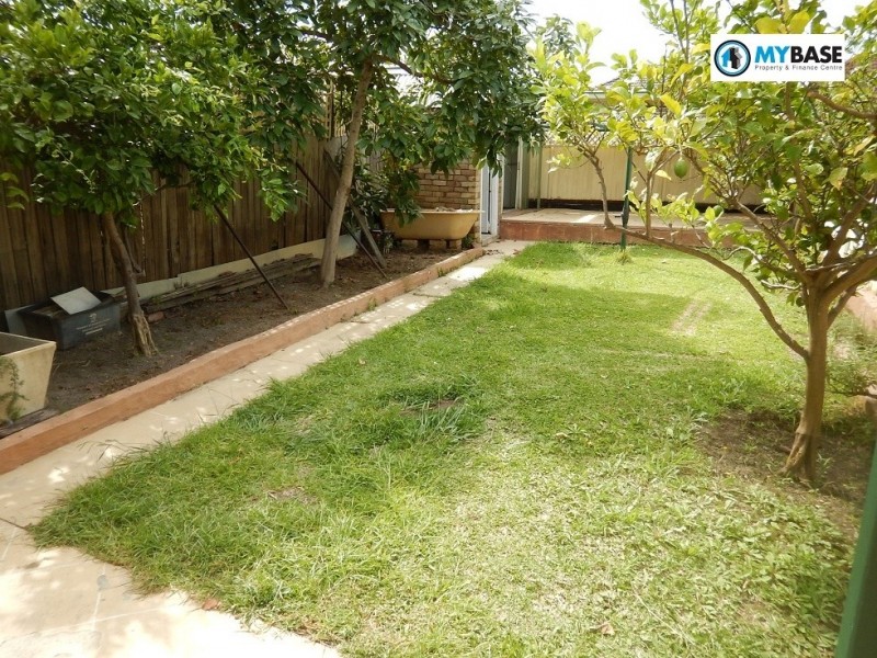 42 Henry Street, Carlton NSW 2218