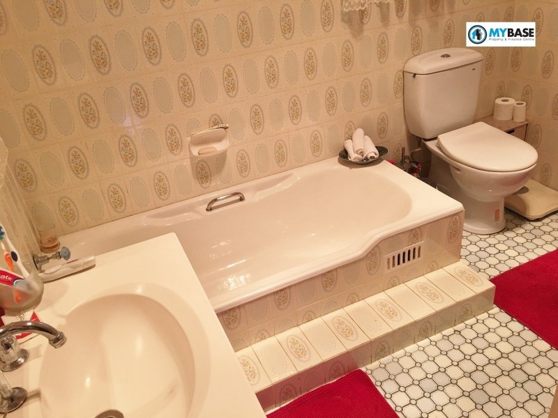 21 Nielsen Avenue, Carlton NSW 2218