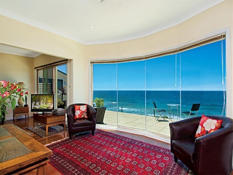 3A Cliff Parade, Thirroul NSW 2515