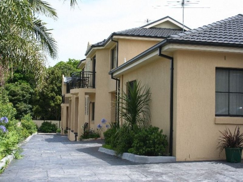 3/8 Short Street, Helensburgh NSW 2508