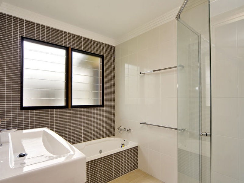 43 Sandon Drive, Bulli NSW 2516