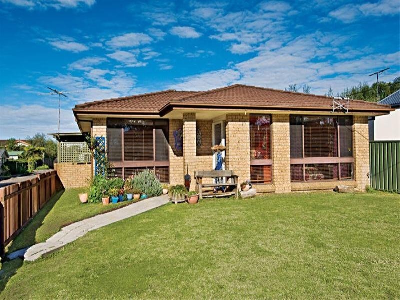137 Parkes Street, Helensburgh NSW 2508