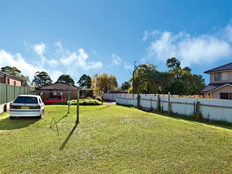 137 Parkes Street, Helensburgh NSW 2508
