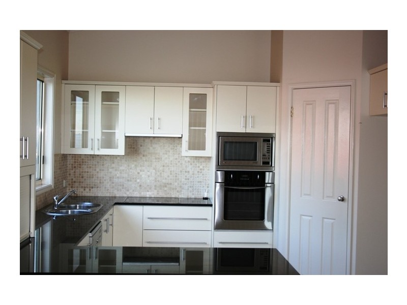 20 Beach Road, Woonona NSW 2517