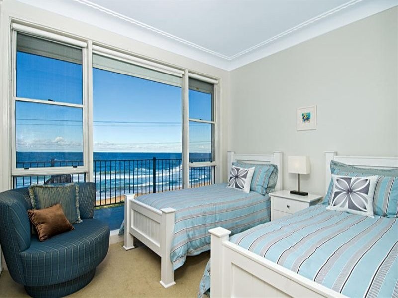 62 Lawrence Hargrave Drive, Austinmer NSW 2515