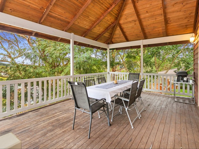 32 The Crescent, Helensburgh NSW 2508