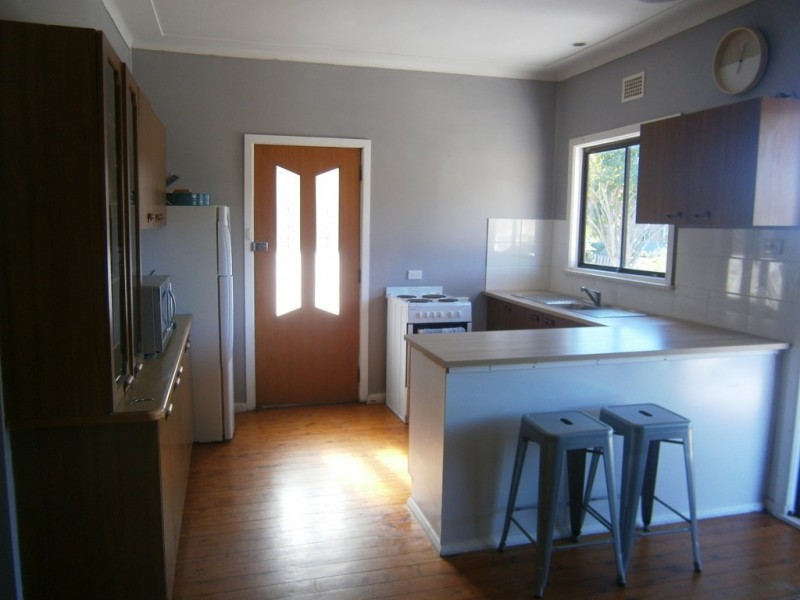 69 Walker Street, Helensburgh NSW 2508