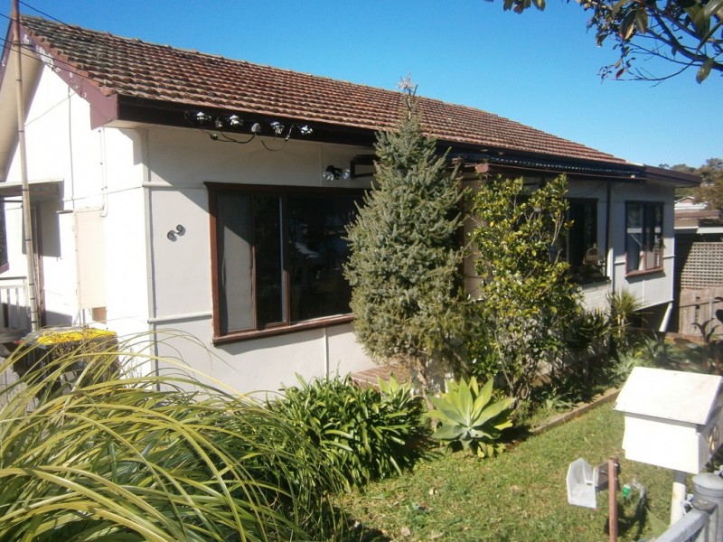 69 Walker Street, Helensburgh NSW 2508