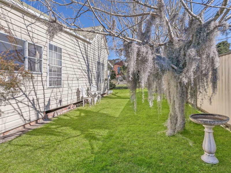 17 Hay Street, Helensburgh NSW 2508