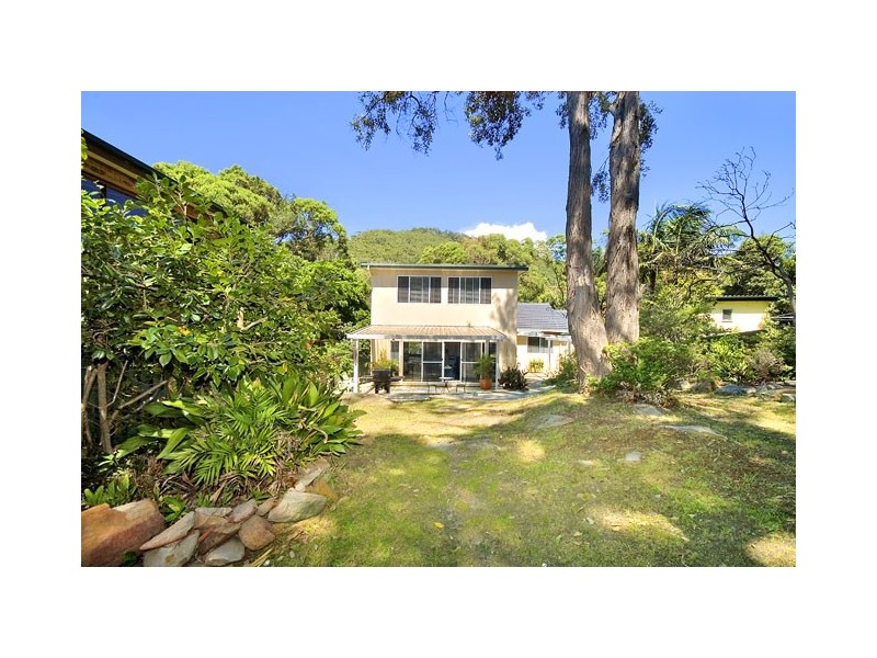 13 Lower Coast Road, Stanwell Park NSW 2508
