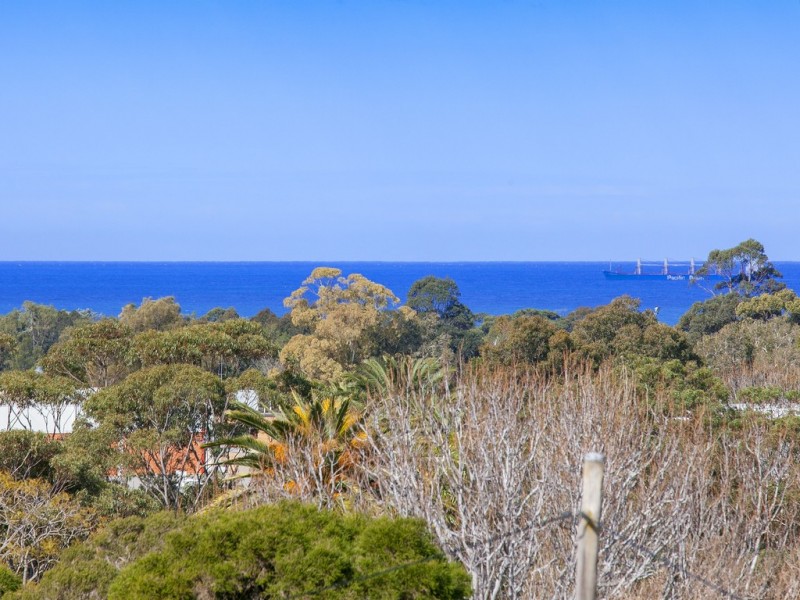 14 James Road, Corrimal NSW 2518