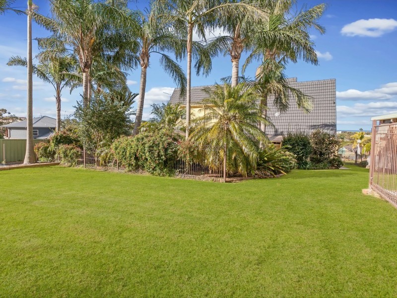 14 James Road, Corrimal NSW 2518