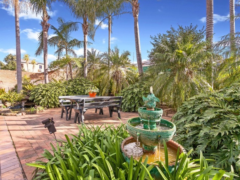 14 James Road, Corrimal NSW 2518