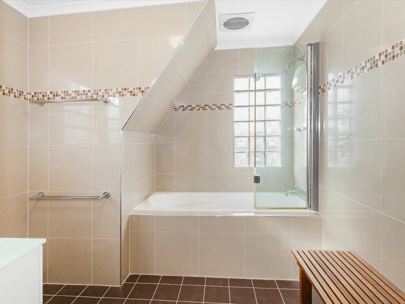 14 James Road, Corrimal NSW 2518