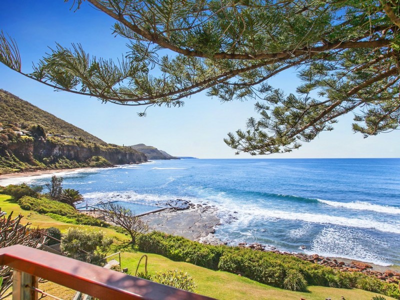 10 Paterson Rd, Coalcliff NSW 2508