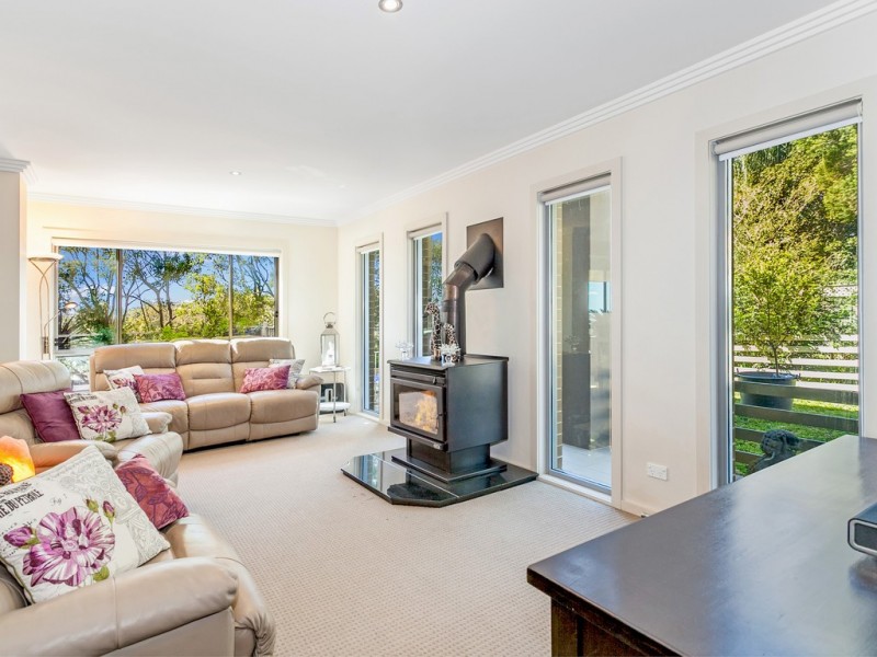 42a The Crescent, Helensburgh NSW 2508