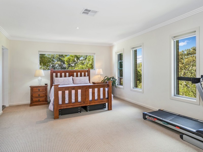 42a The Crescent, Helensburgh NSW 2508