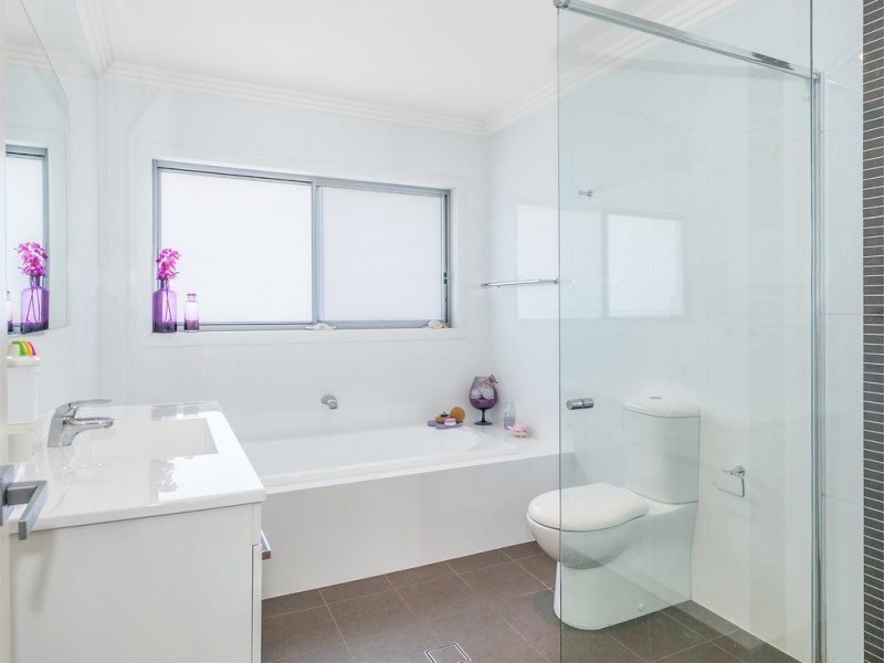 42a The Crescent, Helensburgh NSW 2508