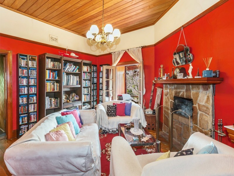 30 Parkes Street, Helensburgh NSW 2508