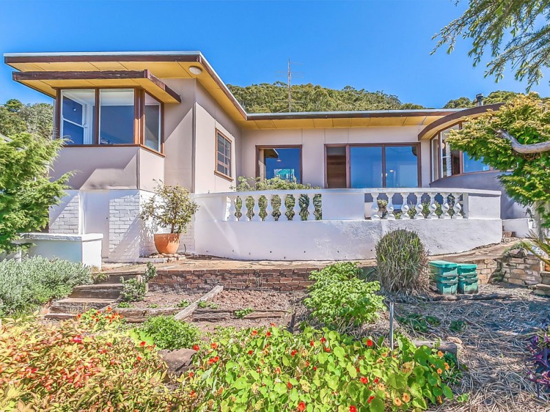 12 Murrawal Road, Stanwell Park NSW 2508