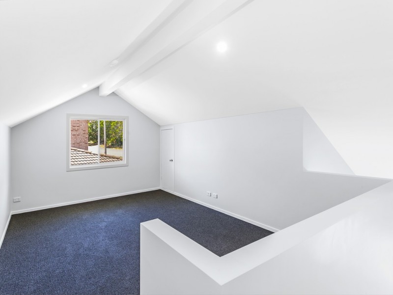 2/15 Boomerang Street, Helensburgh NSW 2508