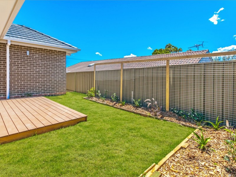 2/15 Boomerang Street, Helensburgh NSW 2508