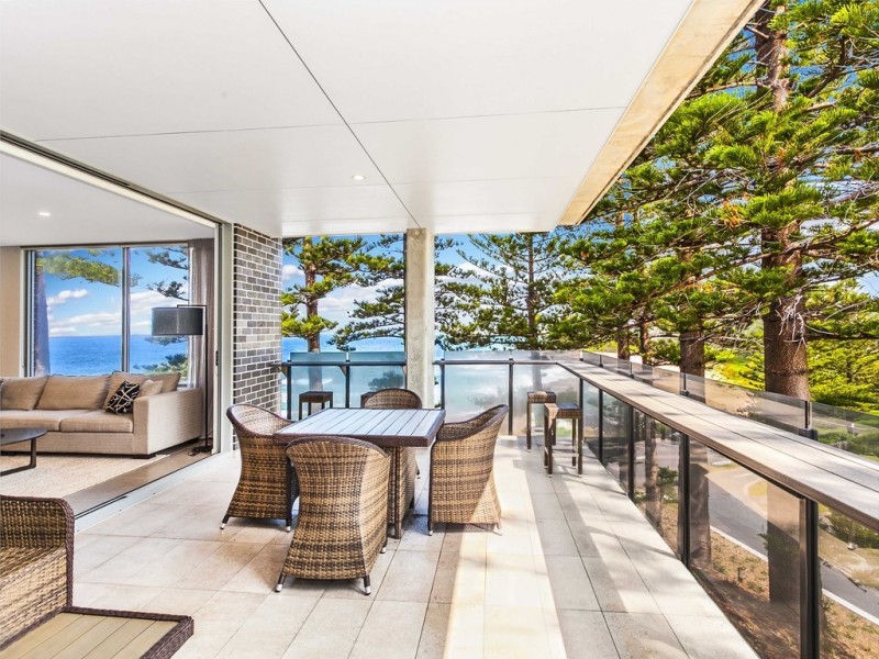 Cnr Headlands Ave and Yuruga St, Austinmer NSW 2515