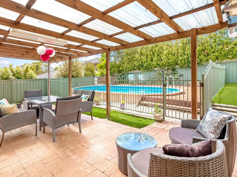 16 Chadwick Grove, Helensburgh NSW 2508