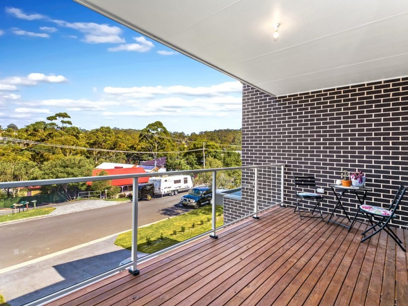 6 The Crescent, Helensburgh NSW 2508