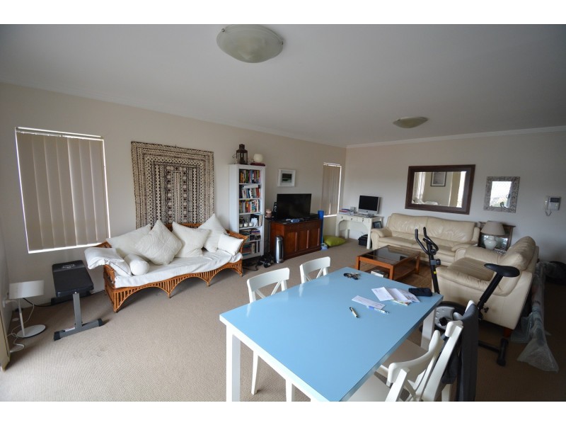 16/15 Stuart Street, Helensburgh NSW 2508