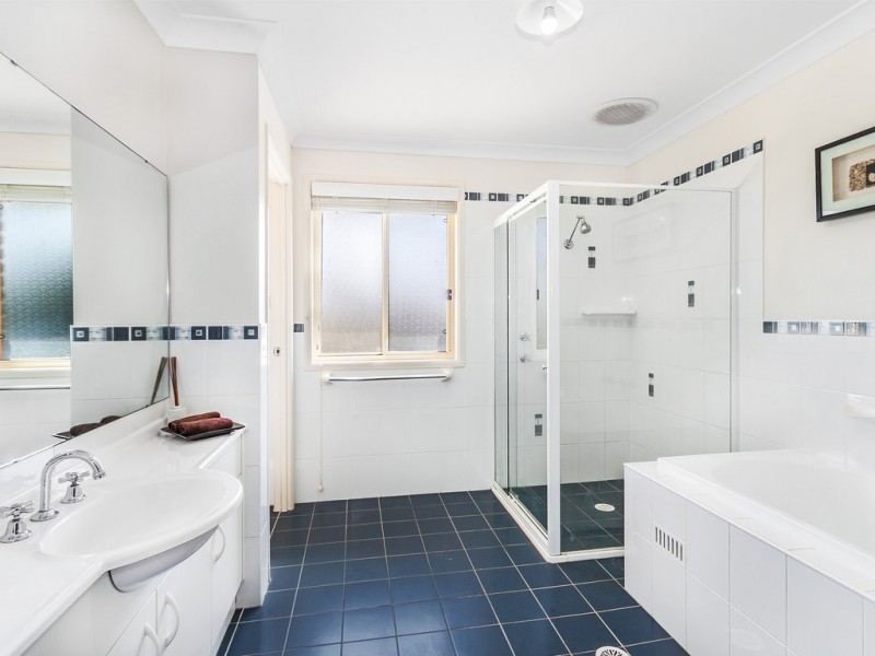 84 Walker Street, Helensburgh NSW 2508