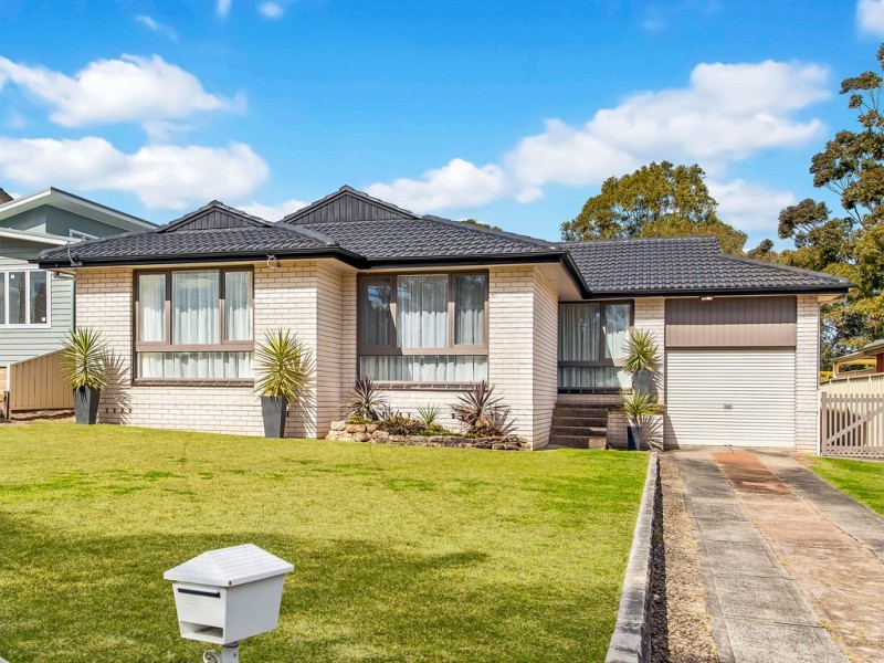 16 Abbott Road, Heathcote NSW 2233