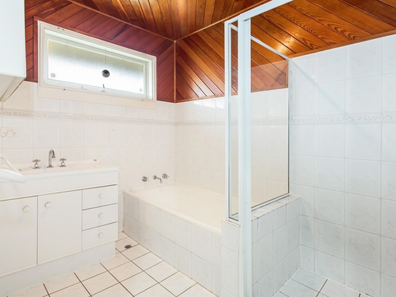 23 Tinakill Avenue, Engadine NSW 2233