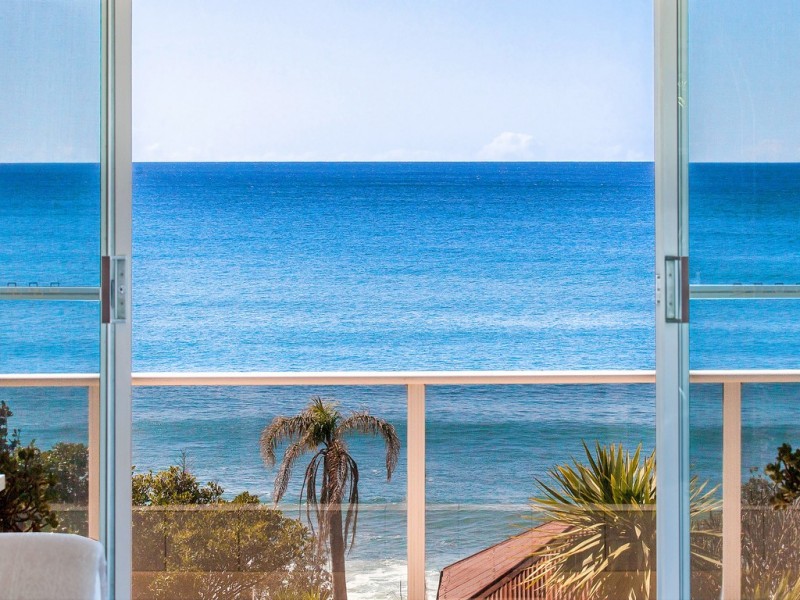 10 Reef Ave, Wombarra NSW 2515